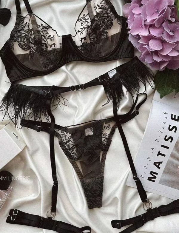 Black Rose Feather Bra Set